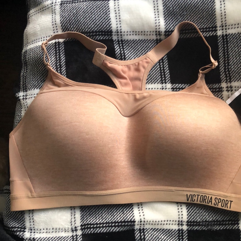 Victoria severer sports bra